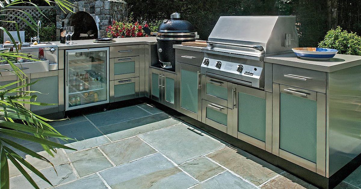 Ofordable Outdoor Kitchen In Englewood Co With Granite Countertops