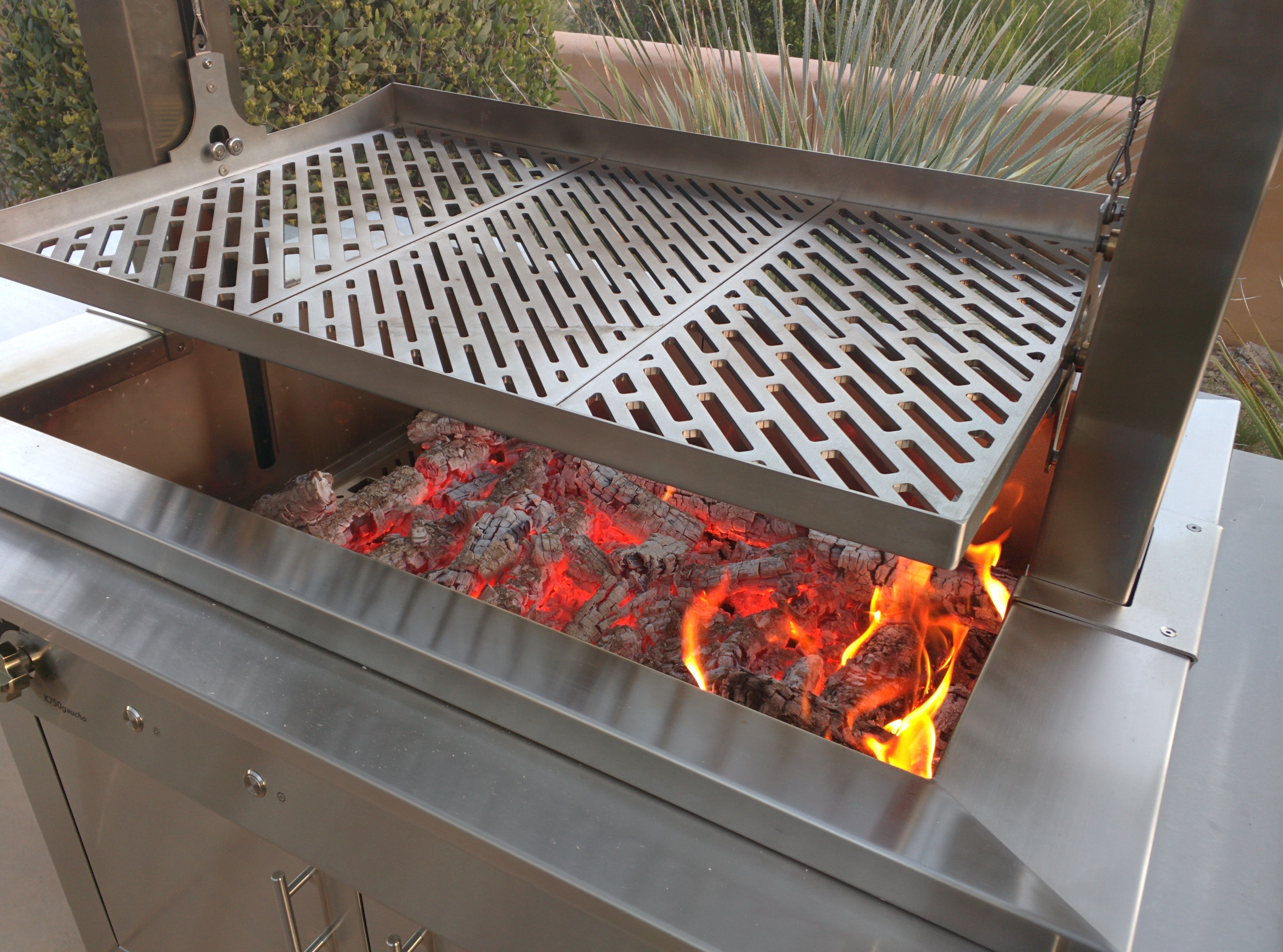 outdoor kitchen