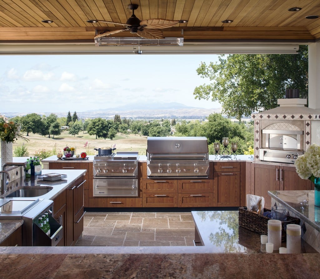 high-quality outdoor kitchen components in Colorado