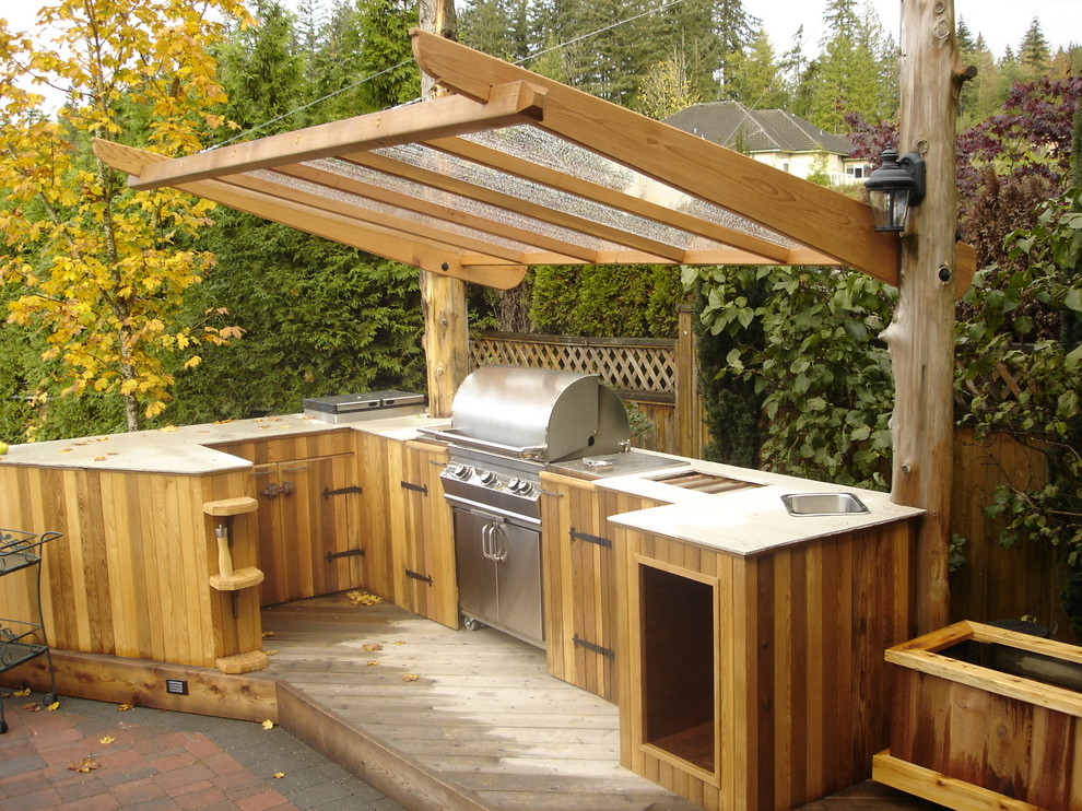 Outdoor Kitchen