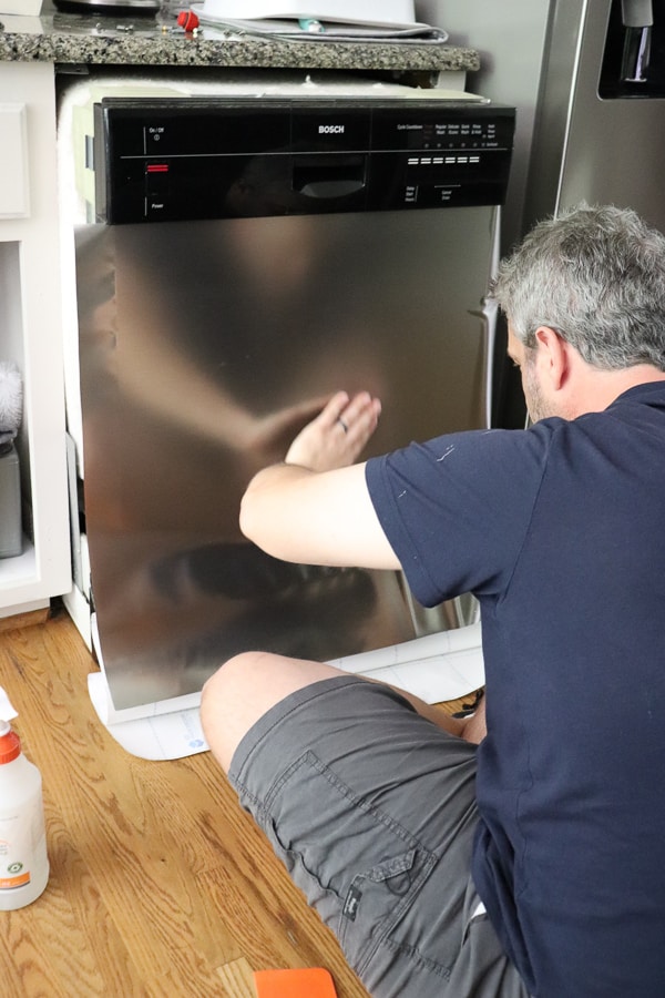 Choosing Between an Electric or Gas Wall Oven