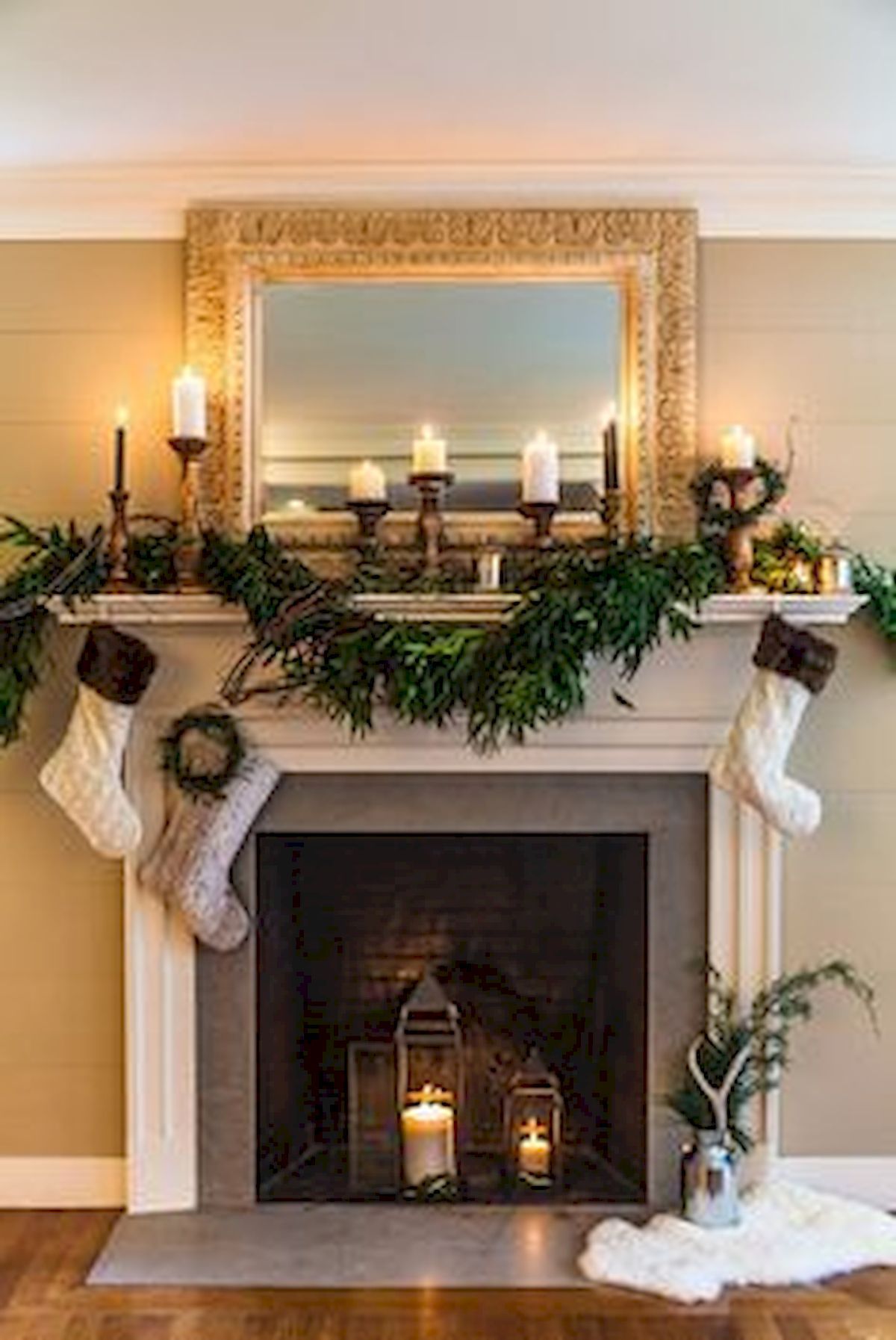 Holiday Hearth Decorating Ideas