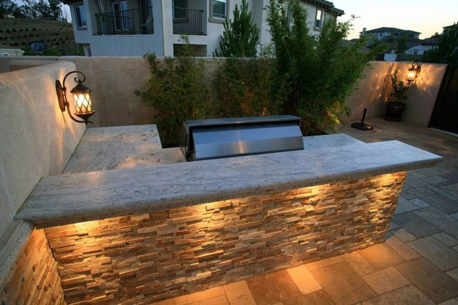 Why We Like To Use Stone Veneer For Outdoor Kitchens